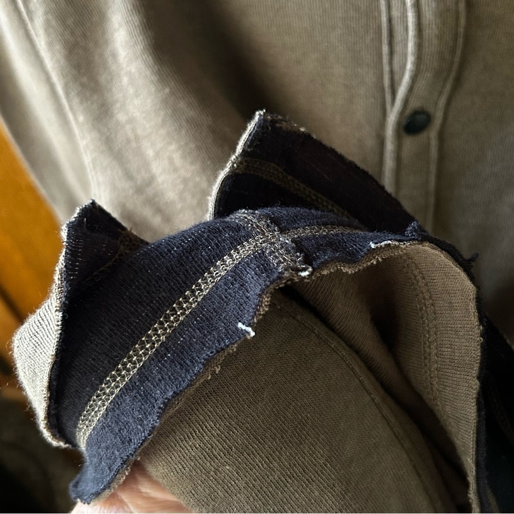 John Varvatos Joaquin Easy Double Knit Shirt Raw Hem | Moss Green | Siz… - Picture 8 of 8